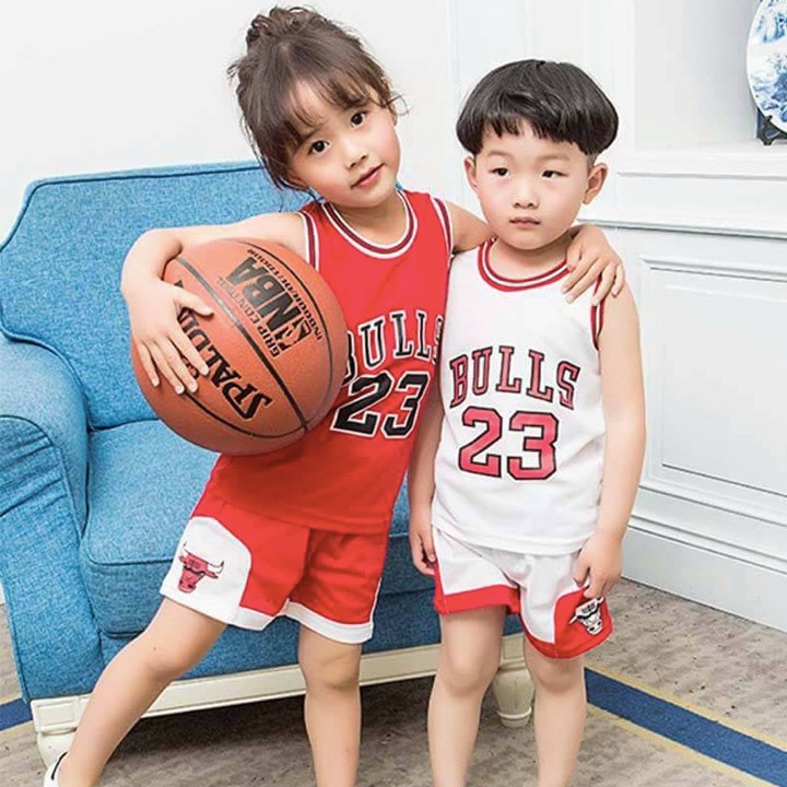 Set quần áo bóng rổ năng động cho bé trai - gái mẫu BULLS đỏ số 23