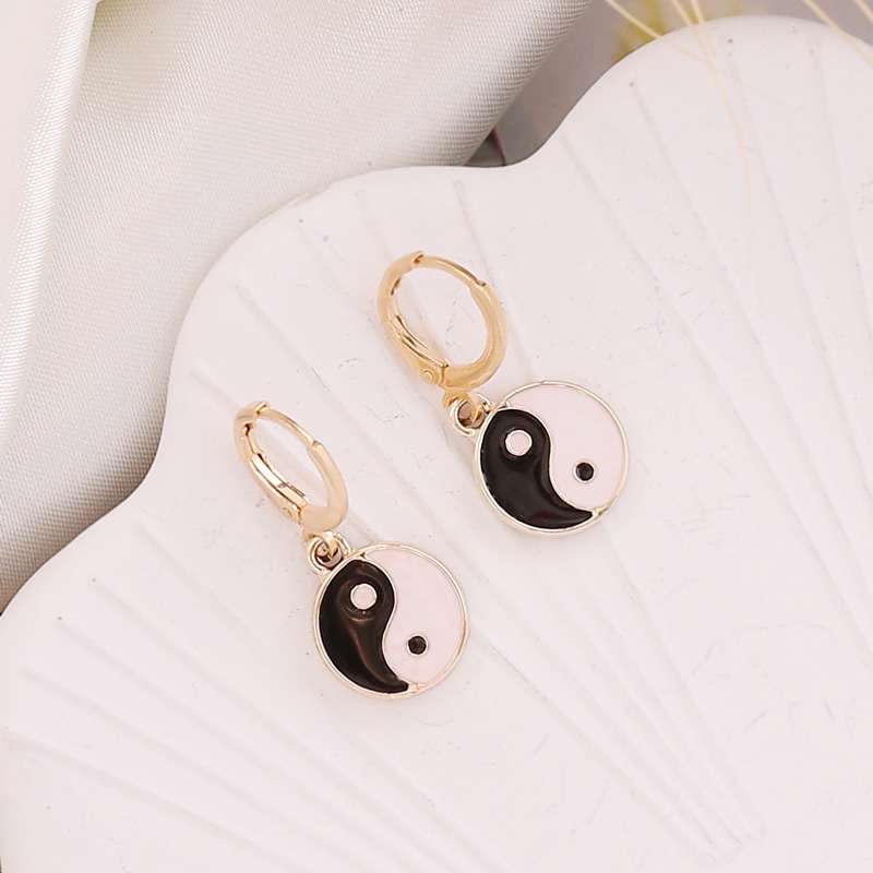 Khuyên Tai Tròn Âm Dương Bằng Hợp Kim Tráng Men Thời Trang Cho Nữ PD496