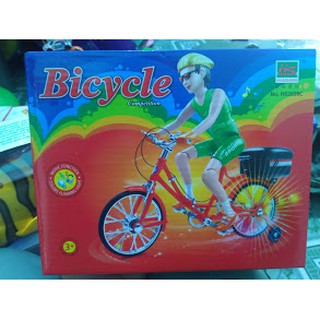 Đồ chơi cậu bé chạy xe đạp pin