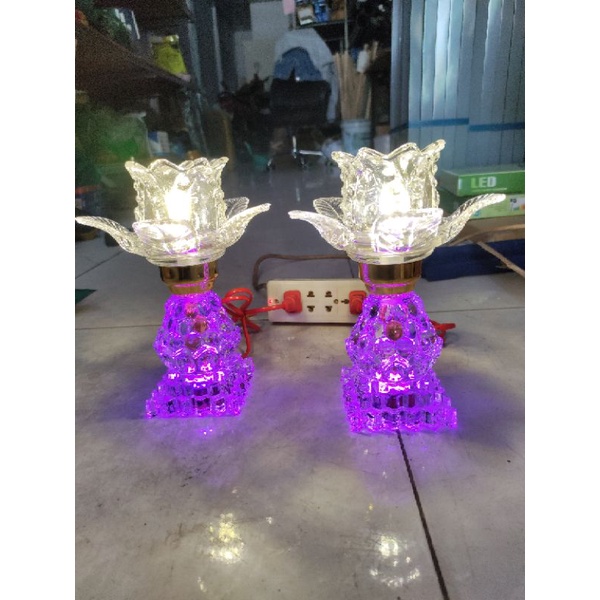1 cặp Đèn bàn thờ pha lê đổi màu cao 20cm,đèn bàn thờ phật,gia tiên