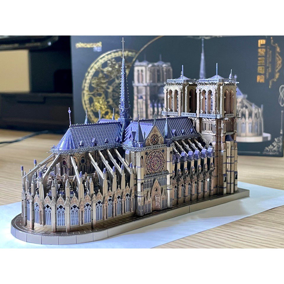 Đồ Chơi Lắp Ráp Mô Hình 3D Bằng Kim Loại Piececool Nhà Thờ Đức Bà Paris