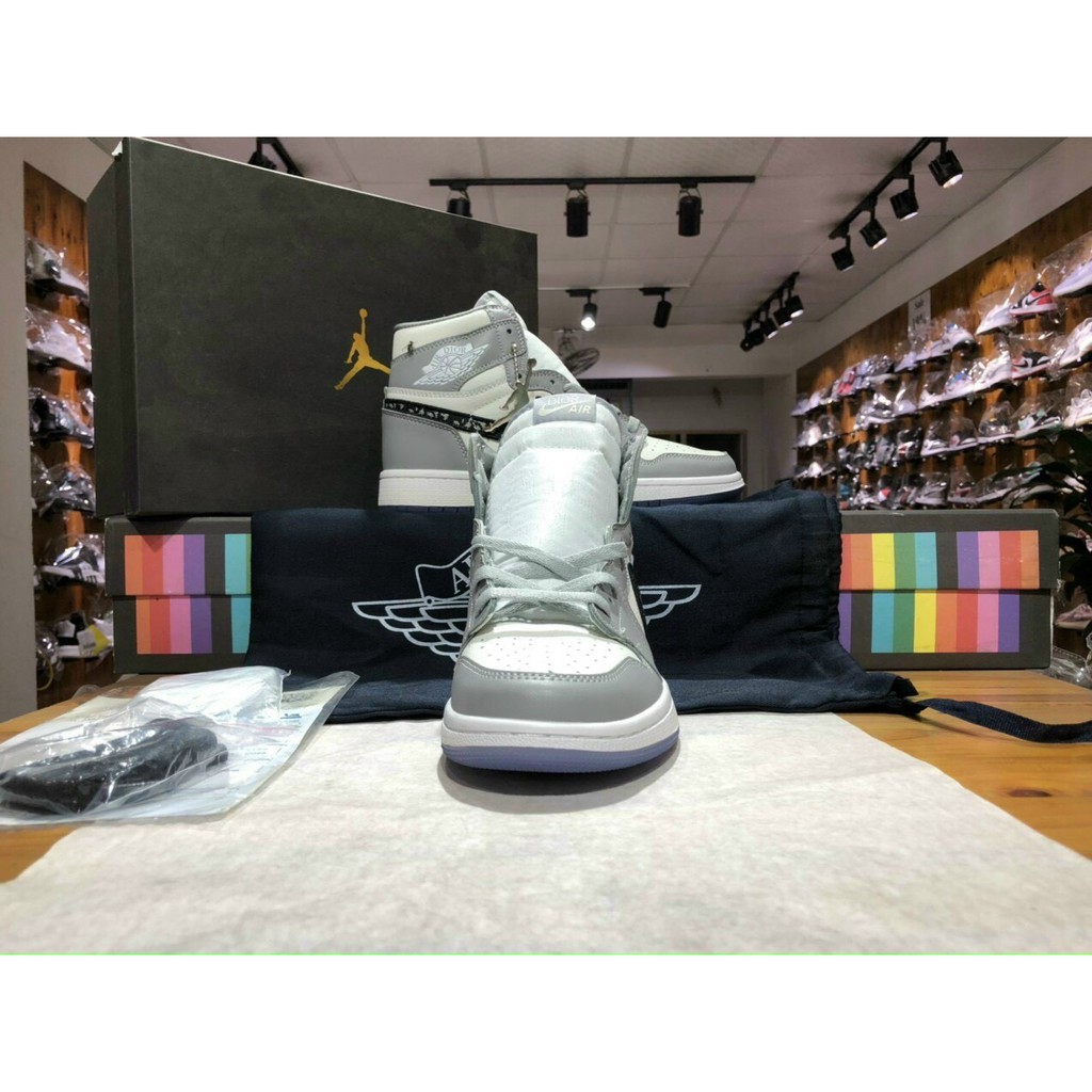 [FREESHIP- BẢO HÀNH 1 NĂM] Hàng Đẹp Có Sẵn Giày Thể Thao Nam Nữ Jordan Dior Cao Cổ. | BigBuy360 - bigbuy360.vn