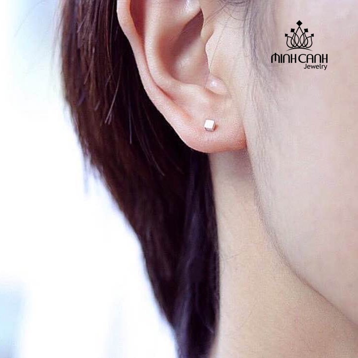 Khuyên Tai Bạc Hình Nụ Vuông Nhỏ - Minh Canh Jewelry