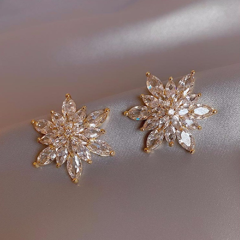 Khuyên Tai Dáng Dài Phong Cách Pháp Thời Trang Cao Cấp 2022