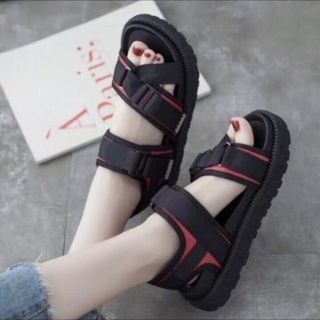 Dép sandal khóa chéo mới