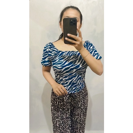 Áo Thun crop top / Áo Sơ Mi bali sabrina / Áo Sơ Mi rayon Kiểu Hàn Quốc Thời Trang Cho Nữ / Áo Sơ Mi Nữ / Quần Áo Nữ | BigBuy360 - bigbuy360.vn