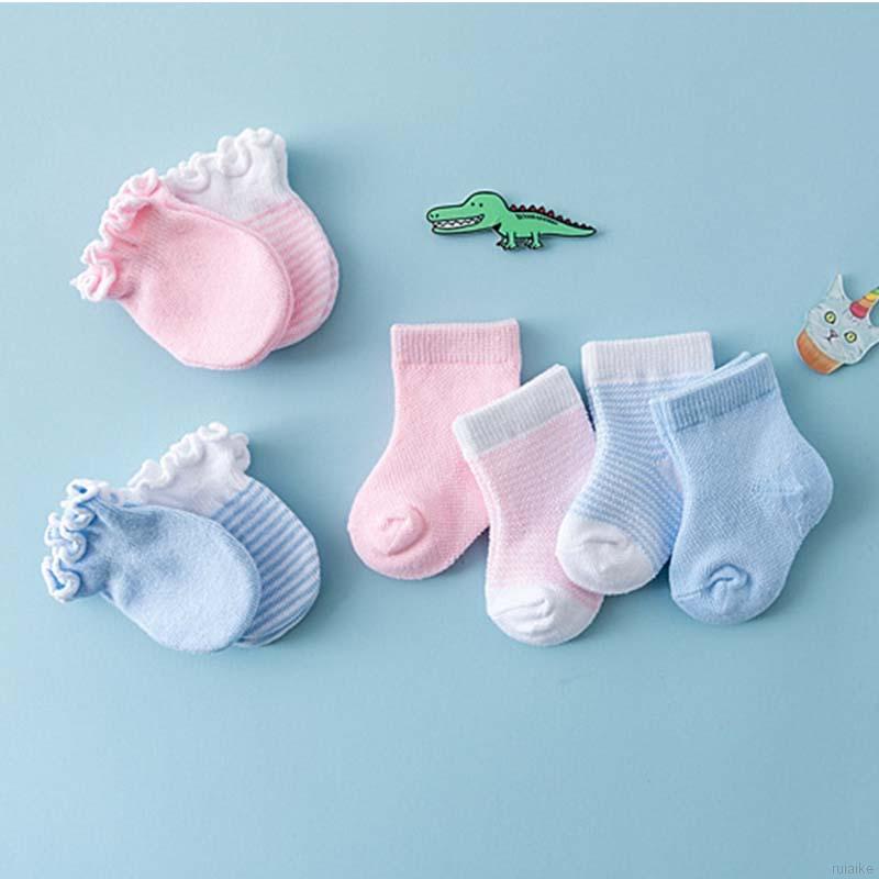 Set Găng Tay Và Đôi Vớ Cotton Xinh Xắn Dành Cho Bé