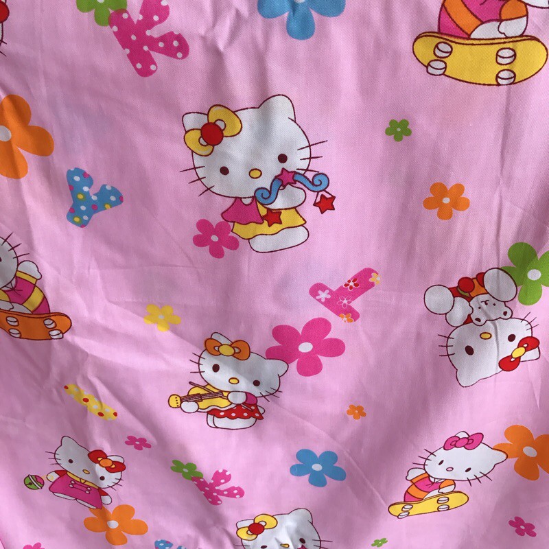 Vải thô mặt lụa kitty hồng