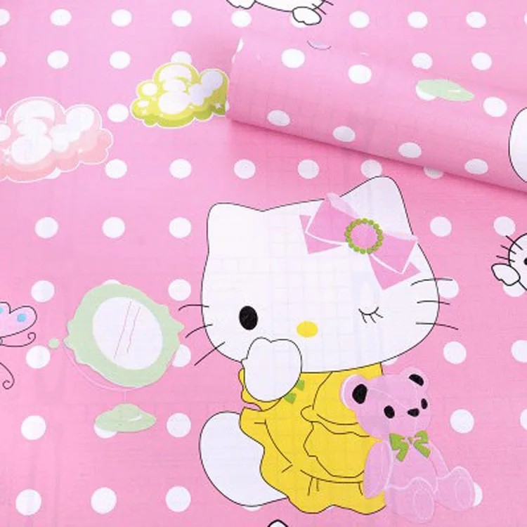 Decal giấy dán tường kitty ôm gấu khổ rộng 0.45m