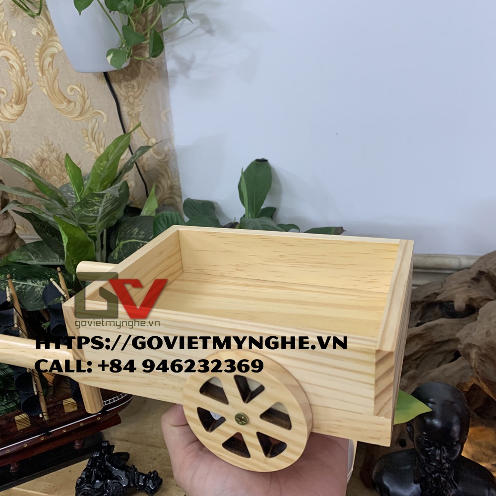 Khay gỗ trang trí món ăn hình xe kéo bò trang trí sushi sashimi BBQ - Khay gỗ decor món ăn độc đáo - Dài 30cm - Gỗ thông