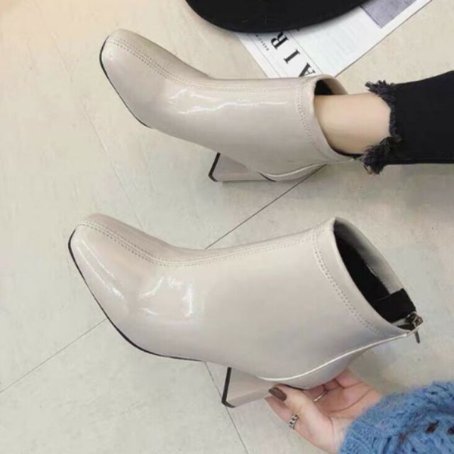 Giày độn đế