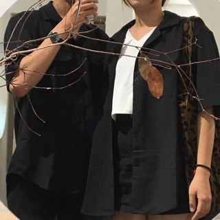 ♥️Áo sơ mi oversize style Hàn (nam nữ đều mặc đc)