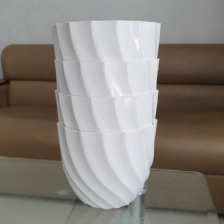 Bộ 4 chậu ốc xoắn màu trắng nhựa dày đẹp 21x17cm
