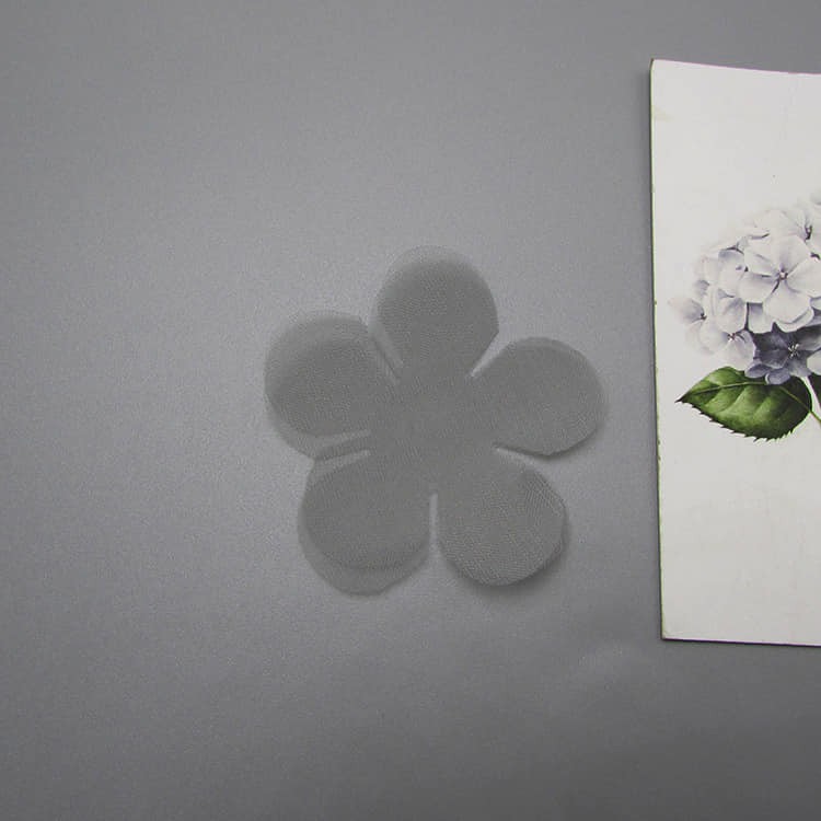 Gói 10 Cánh hoa voan 5 cánh kích thước 5cm 10/gói