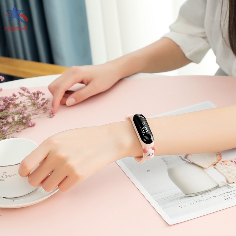 Đồng hồ đeo tay điện tử chống thấm nước họa tiết hoạt hình ZGO Disney