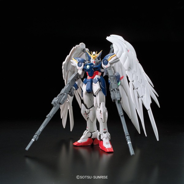 Mô Hình Lắp Ráp Gundam RG 17 Wing Gundam Zero EW XXXG-00W0 Tỉ Lệ 1/144, Chính Hãng Bandai - Nhật Bản