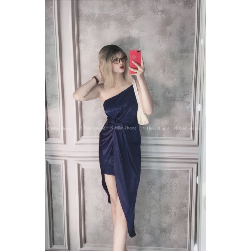(Hàng thiết kế) Đầm dáng ôm màu xanh navy dự tiệc chất phi lụa lệch vai xẻ đùi nhún xoắn eo sang trọng (kèm ảnh thật) | BigBuy360 - bigbuy360.vn