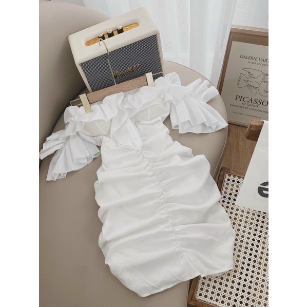 Đầm Bẹt Vai Nhún Bèo Ôm Body