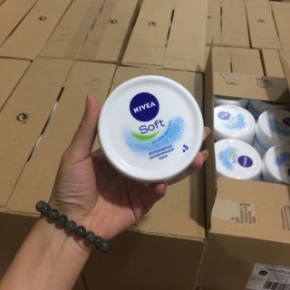 Kem dưỡng ẩm nivea soft đức 200ml