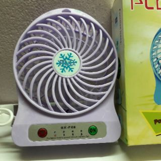 QUẠT SẠC MINI XÀI PIN VÀ SẠC