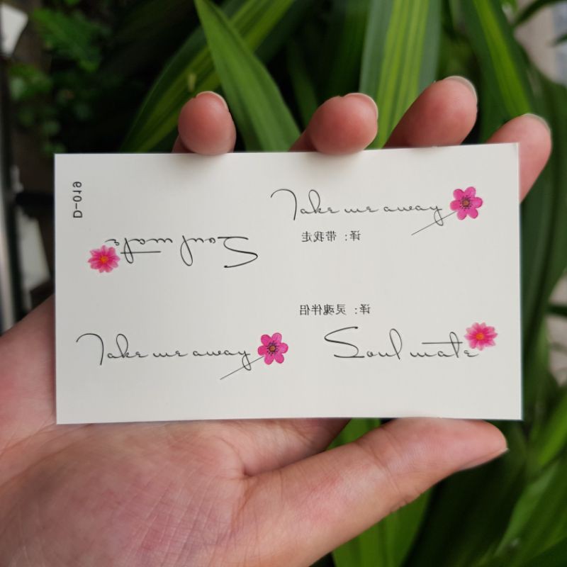 Hình xăm hoa chữ &quot;take me way, soulmate&quot; d19. Xăm dán tatoo mini tạm thời, size &lt;10x6cm