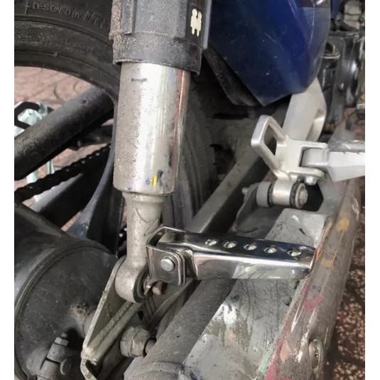 GÁC CHÂN SAU CUB 125 MỚI GẮN MỌI LOẠI XE