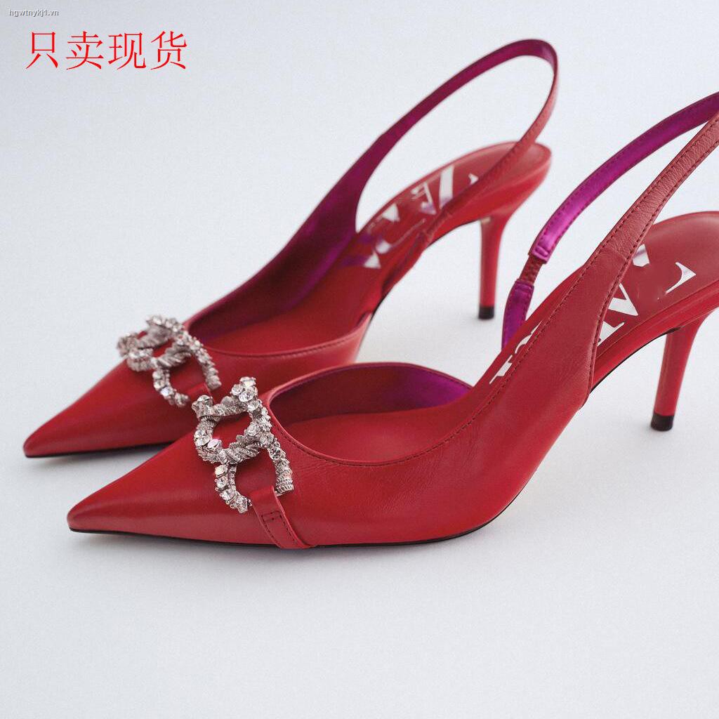 Giày cao gót nữ mũi nhọn đính đá thời trang mới