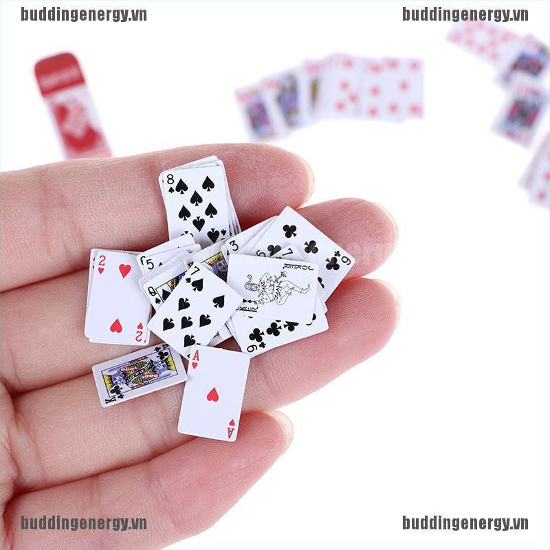 Bài Poker Mini Tỉ Lệ 1:12 Dùng Để Trang Trí Nhà Búp Bê Tiện Dụng