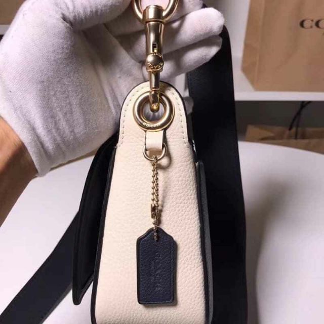 Túi Coach Small Jes Messenger with Rivet Da thật, Authentic