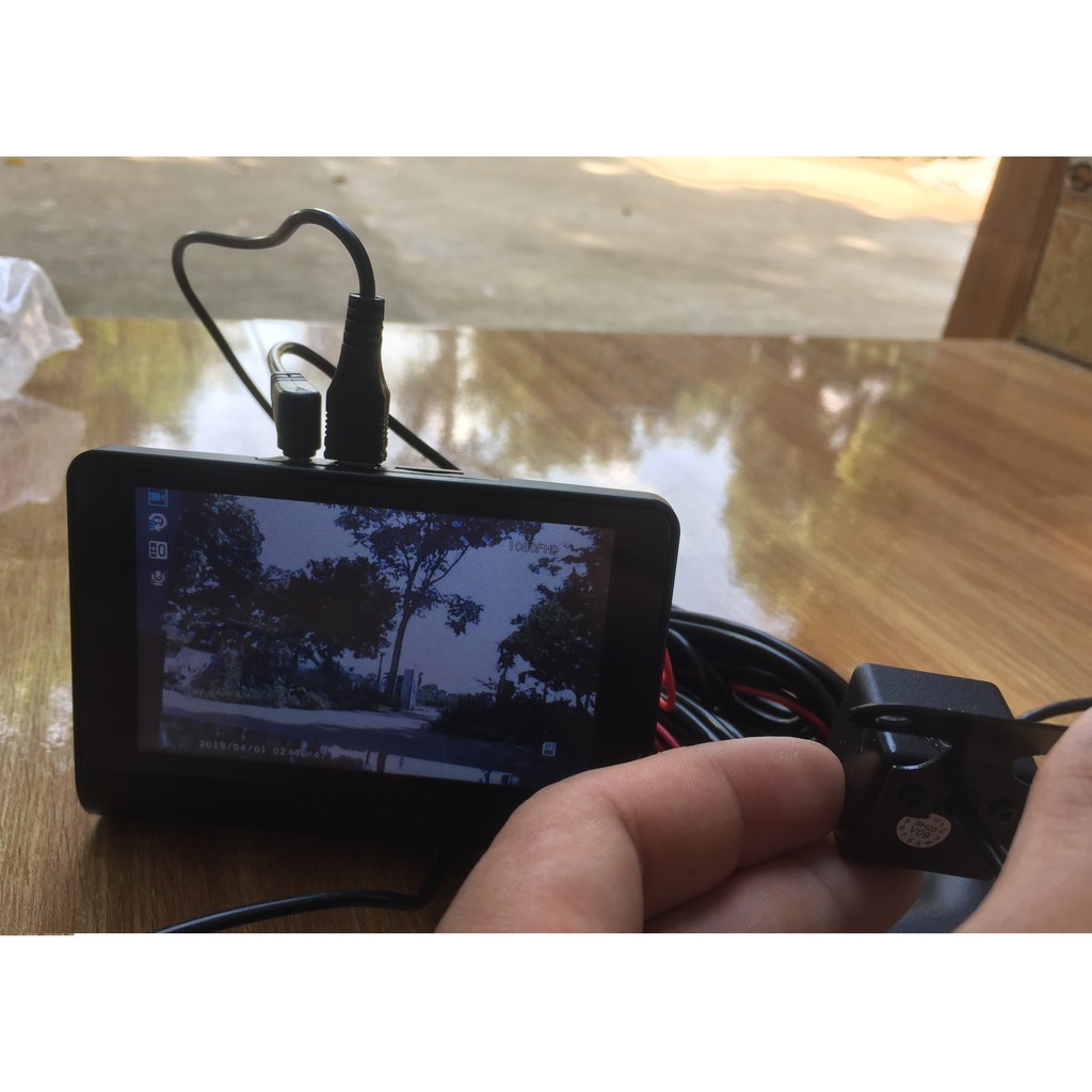 Màn CAMERA 3 trong 1 tích hợp cam HÀNH TRÌNH cam CHIẾU HẬU cam Lùi oto