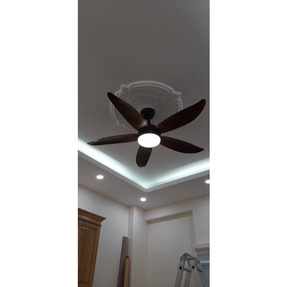 {Bảo hành 5 năm, Động Cơ Lõi Đồng DC - 90W} Quạt Trần Đèn 5 Cánh Tự Động- đảo chiều hút ẩm- Đèn Led 3 màu AS, GRE95 DT