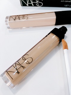 Kem che khuyết điểm Nars Concealer