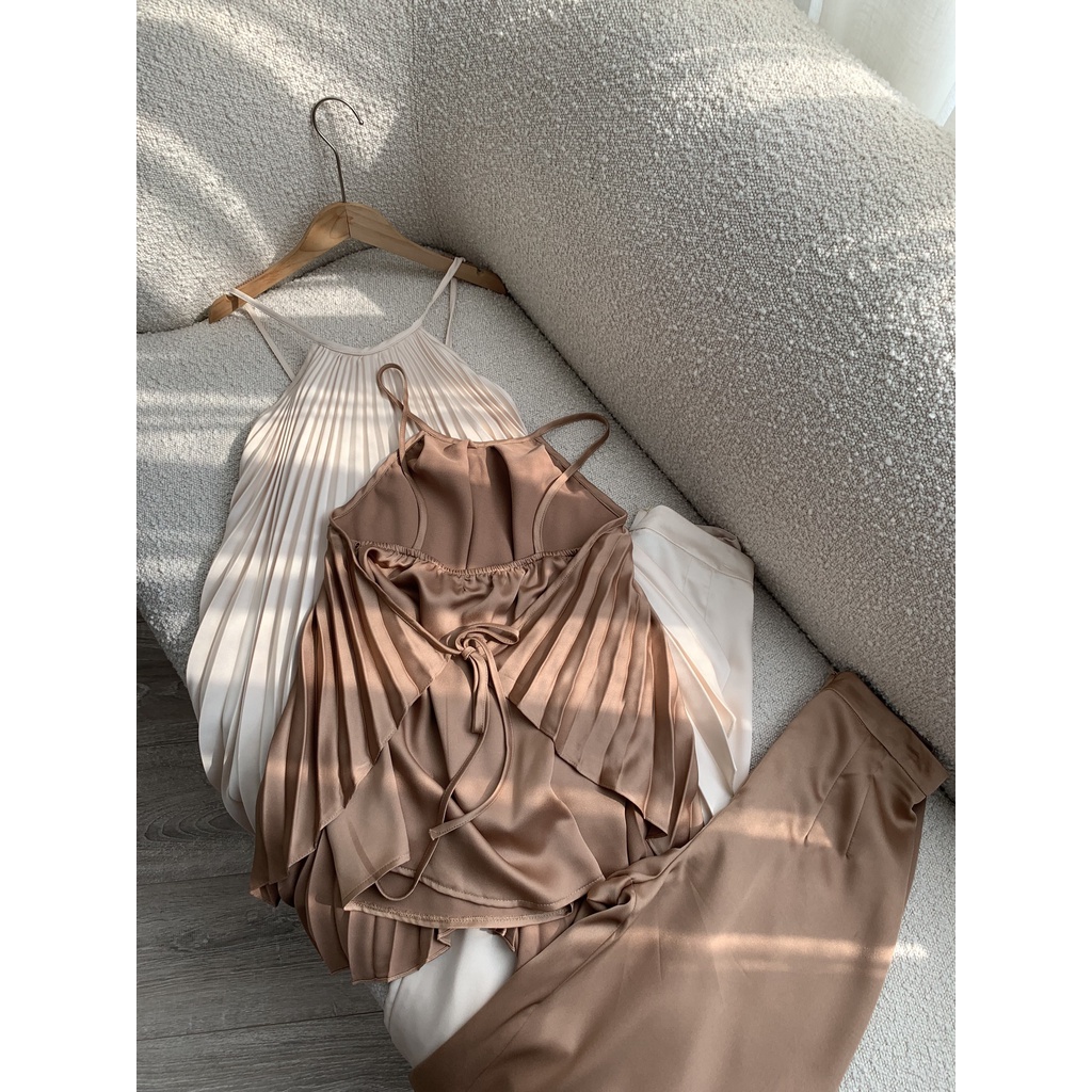 Set yếm dập li lụa