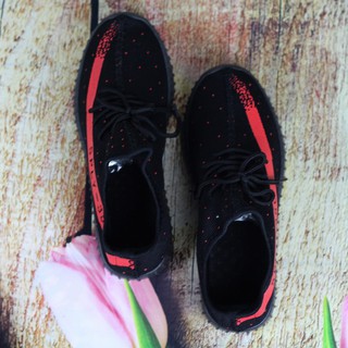 Giày Sneaker 0Đen Đỏ Thời Trang