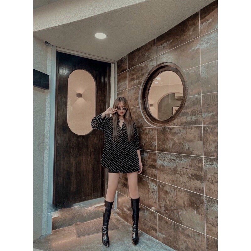 SÉT ÁO NHUNG CHỮ NHŨ MIX CHÂN VÁY DA BÓNG