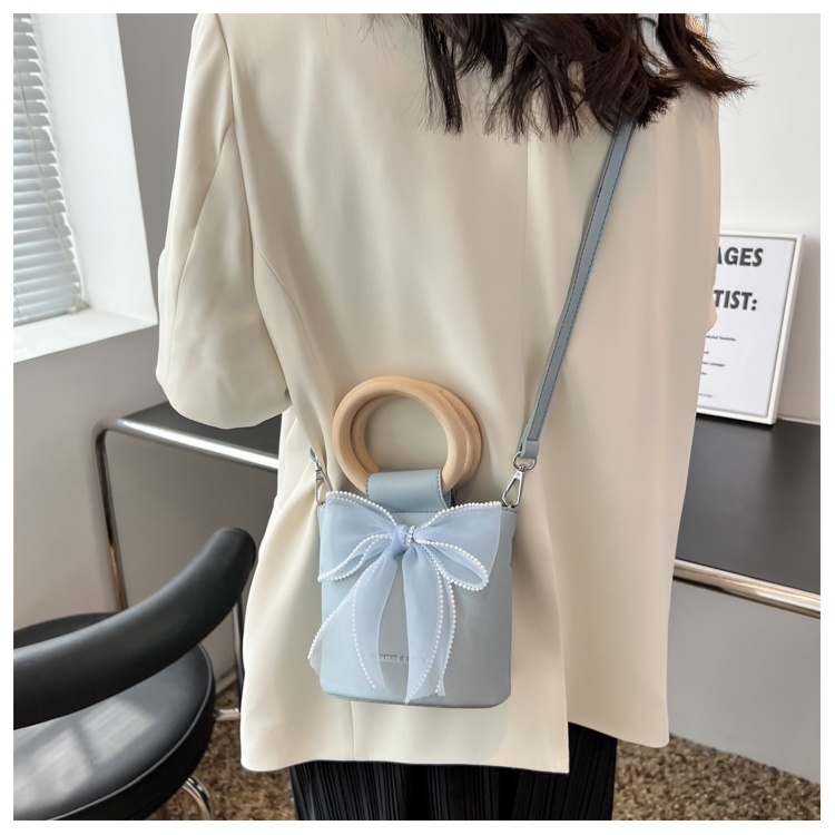 Túi xô đeo vai IELGY cầm tay đính nơ thời trang cho nữ