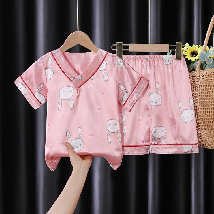 Bộ Đồ Ngủ Tay Ngắn Chất Lụa Thời Trang Dễ Thương Cho Bé