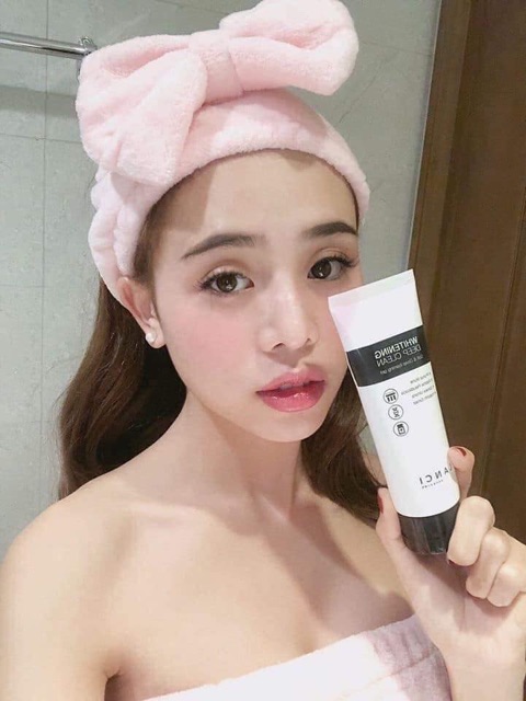 Sữa rửa mặt Lanci mẫu mới 2023 tặng tẩy tế bào chết cà phê