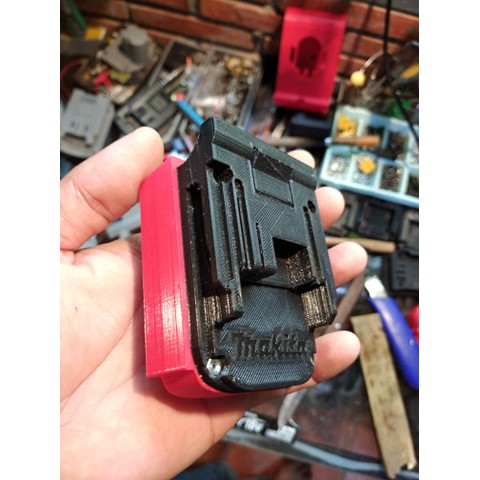 Ngàm chuyển pin Milwawkee M18 cho máy Makita 18