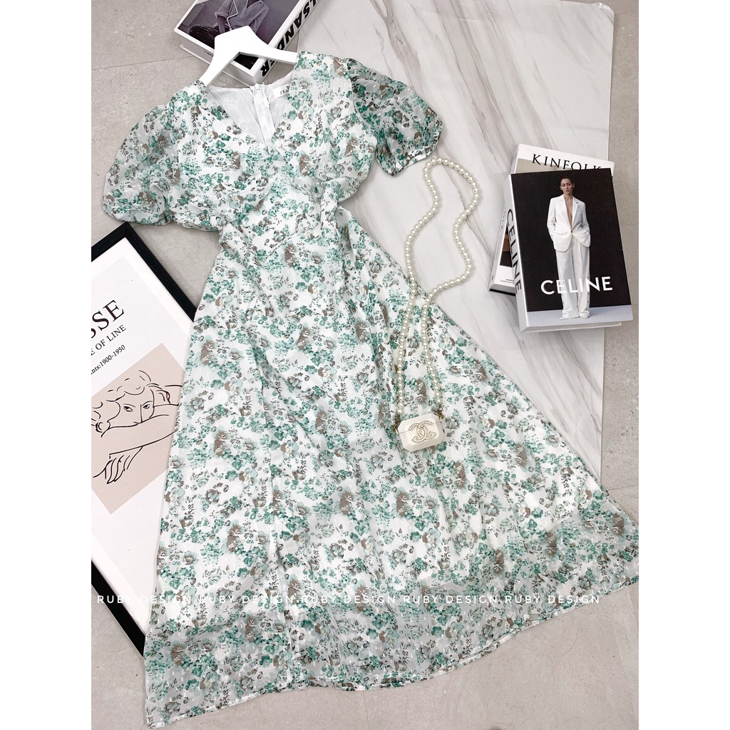 Váy hoa cổ chéo xẻ đùi sang chảnh