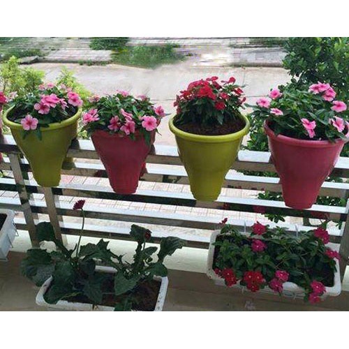 Chậu Nhựa Kẹp Ban Công Lan Can Trồng Hoa Cây Cảnh KT 29x30 Cm, Rất Tiện Lợi - Không Cần Giá Tre