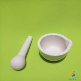 Cối chày bằng sứ