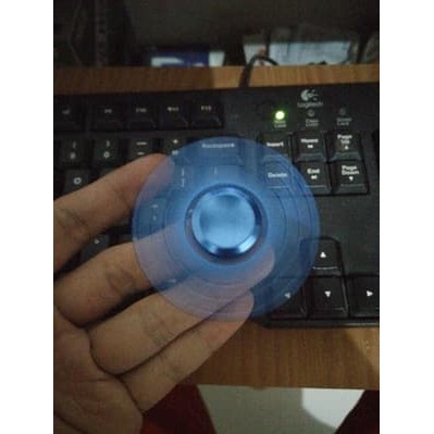 (Hàng Mới Về) Con Quay Đồ Chơi Fidget Spinner 3 Mặt Bằng Kim Loại Cao Cấp