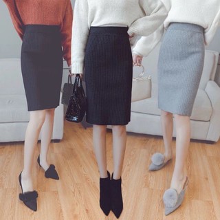 Chân váy len bút chì, cạp cao
