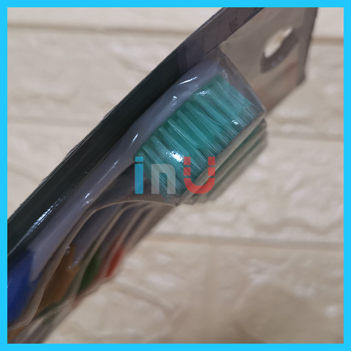 HCM - Vỉ 4 bàn chải đánh răng lông mềm
