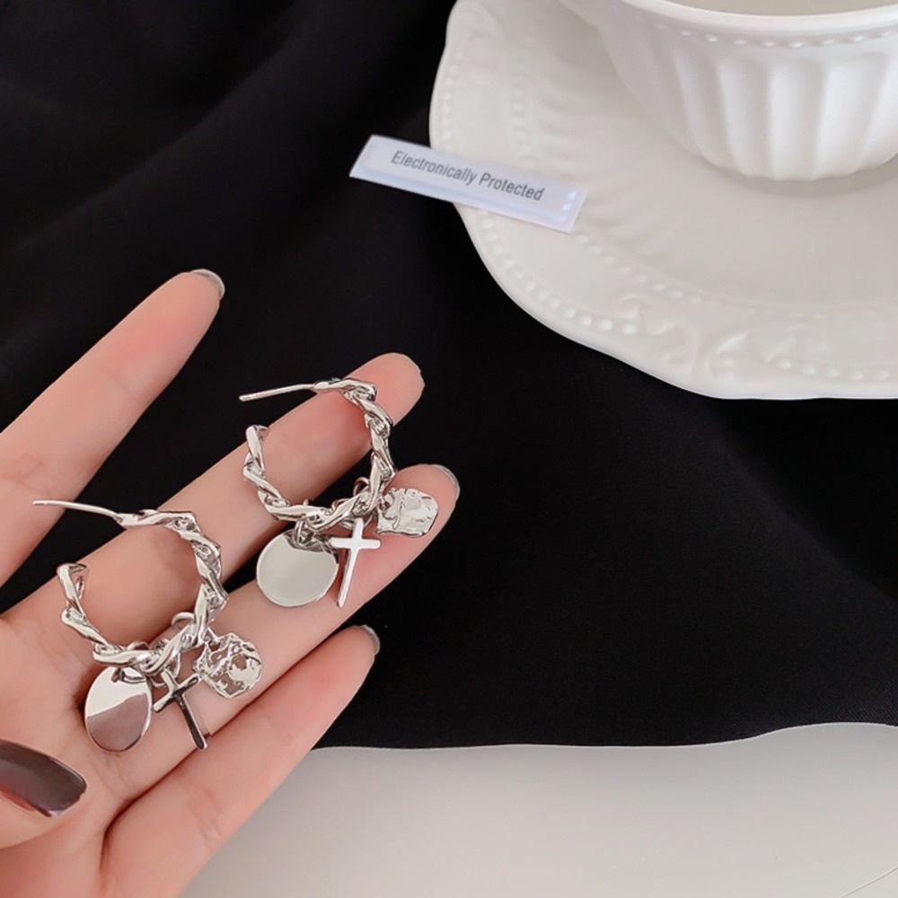 Khuyên Tai Dáng Dài Hình Thánh Giá Thời Trang Hàn Quốc