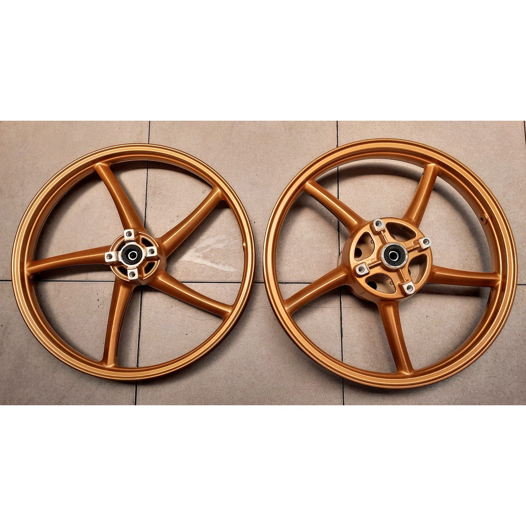 Mâm 5 cây Enkei kiểu giống như RCB dùng cho Exiter 135 bản 1.4 và 1.6