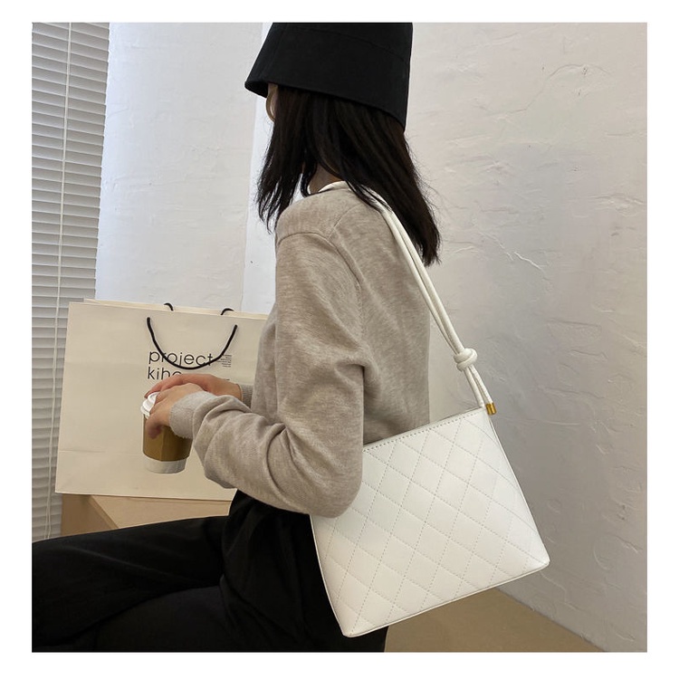 Túi Đeo Vai Hình Thoi Màu Đen/ Kaki/ Trắng Thời Trang Cho Nữ