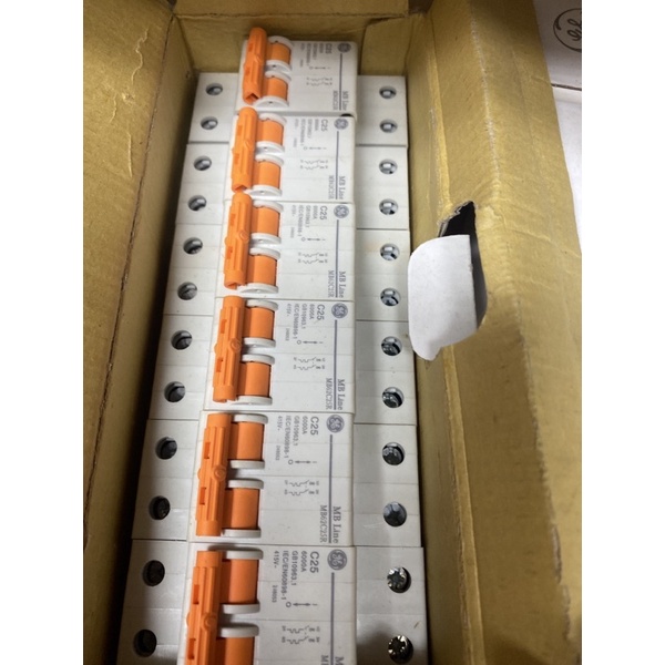 Cầu dao - MCB AC 2P 25A -6KA MB- General Electric