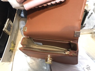 Túi Lyn tay cầm
